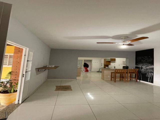 #5 - Casa para Venda em Taubaté - SP - 2