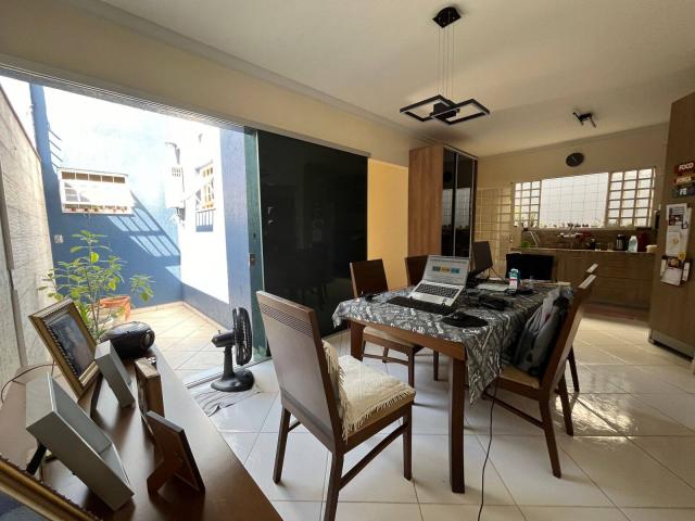 Casa para Venda em Taubaté - 5