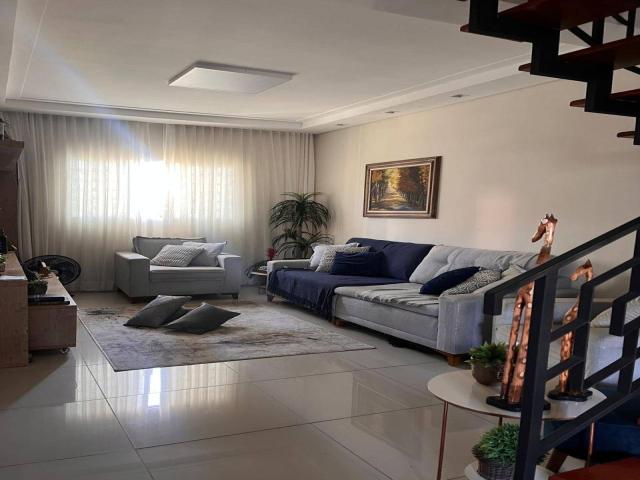 #50 - Casa para Venda em Taubaté - SP