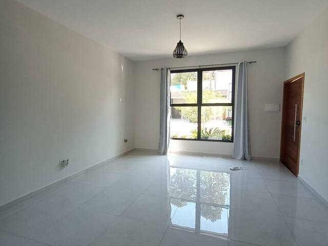 Casa para Venda em Tremembé - 4