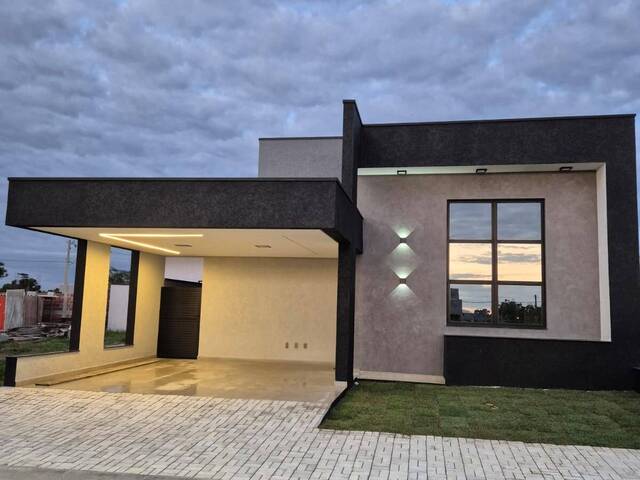 #89 - Casa para Venda em Tremembé - SP - 1