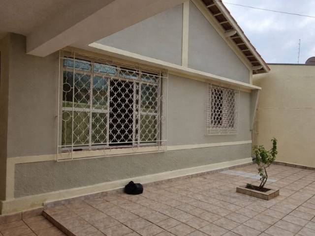 #110 - Casa para Venda em Taubaté - SP - 2