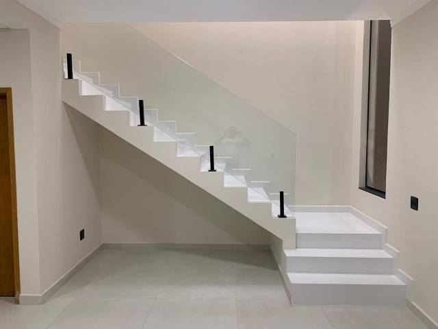 Sobrado para Venda em Taubaté - 4