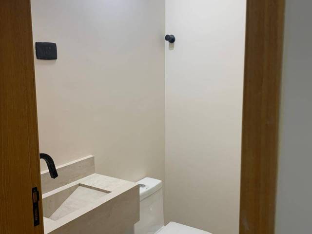 Sobrado para Venda em Taubaté - 5